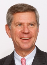 Portrait photo of Dr. Erhard Schipporeit