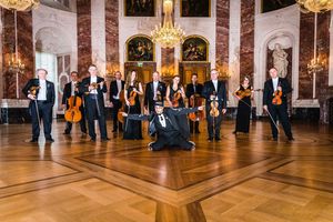 Gruppenfoto des Kurpfälzischen Kammerorchesters